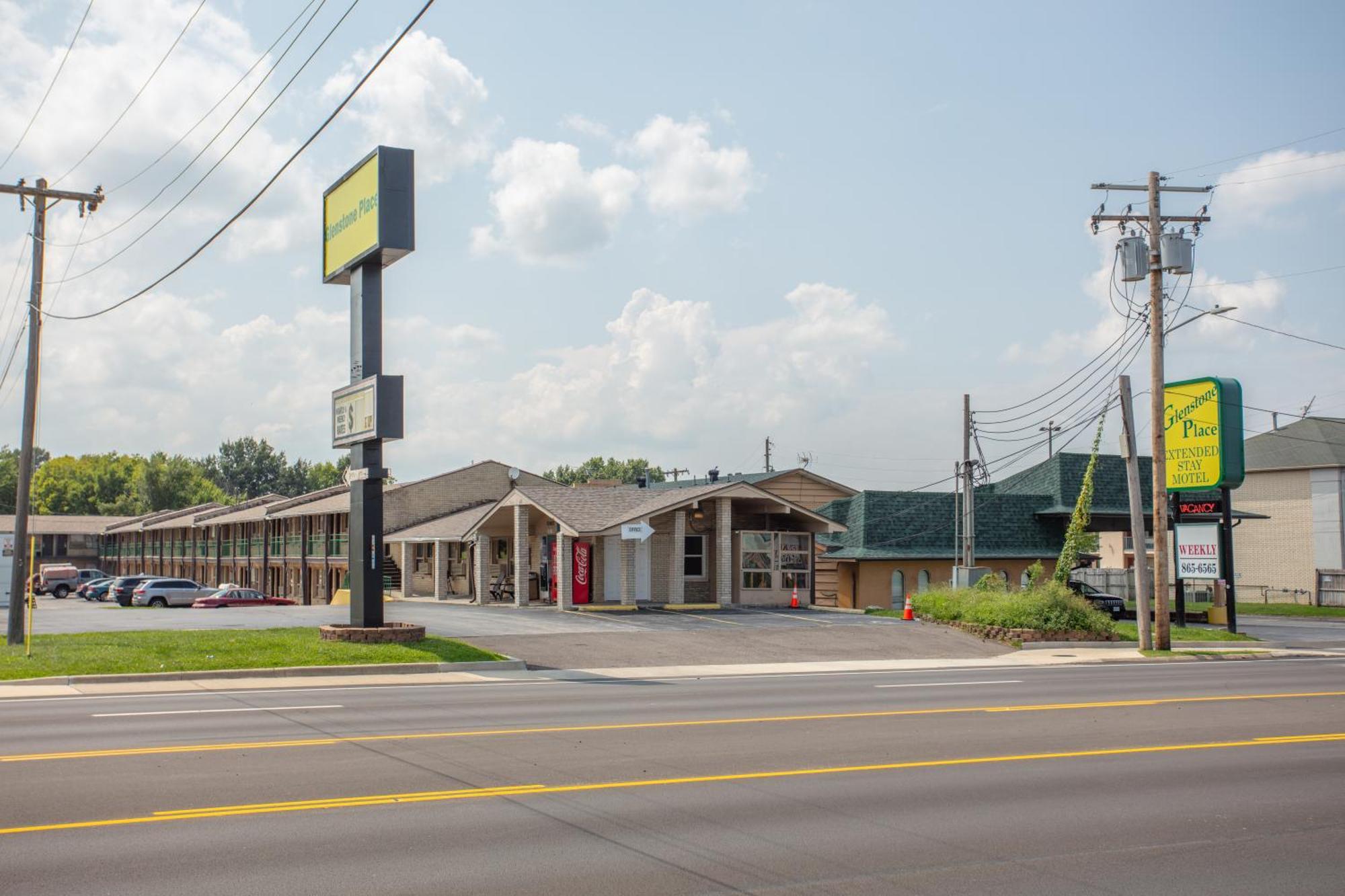 Glenstone Place Extended Stay Motel Springfield Esterno foto