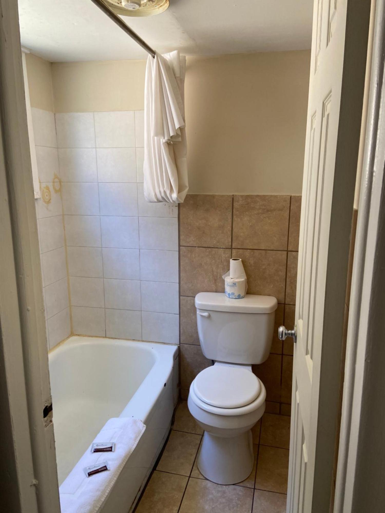Glenstone Place Extended Stay Motel Springfield Esterno foto